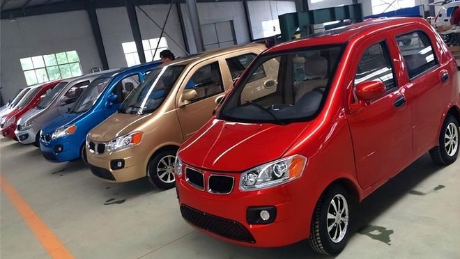 最新款老年代步車圖片，交通工具的革新與爭(zhēng)議熱議焦點(diǎn)