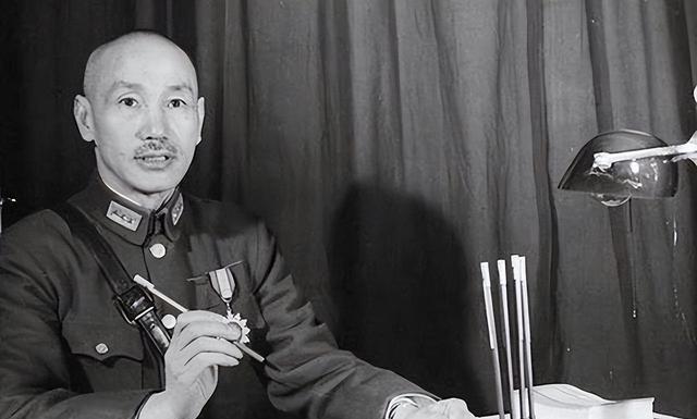 流行詞語最新動態(tài)2024，小巷深處的隱藏瑰寶亮相街頭潮流前線