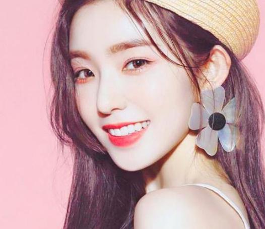 90后韓國(guó)女明星，小巷中的隱藏瑰寶與閃耀之星