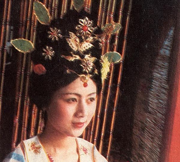 演員馬蘭圖片集，展現(xiàn)風(fēng)采的劇照欣賞
