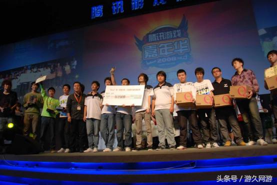 重溫經(jīng)典瞬間，回顧CF白鯊在2009年的比賽風采