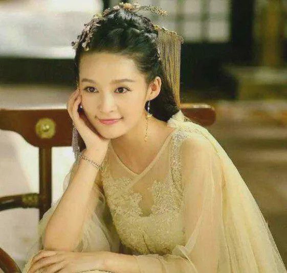 荊小八在楚喬傳中的熱血演繹，傳奇演員展現(xiàn)角色魅力！