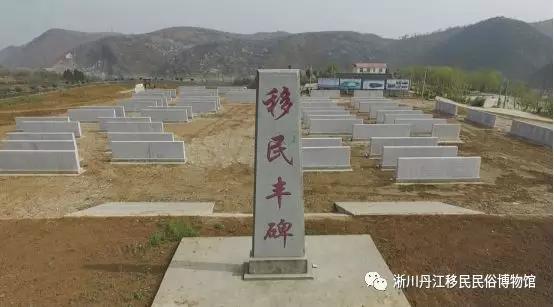 鎮(zhèn)平電視臺(tái)主持人，優(yōu)雅才華并存的光彩之星?