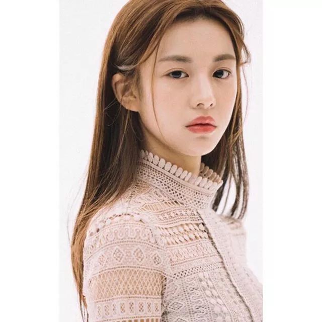 全智賢最新Instagram動(dòng)態(tài)，自然之旅探索內(nèi)心平和之美