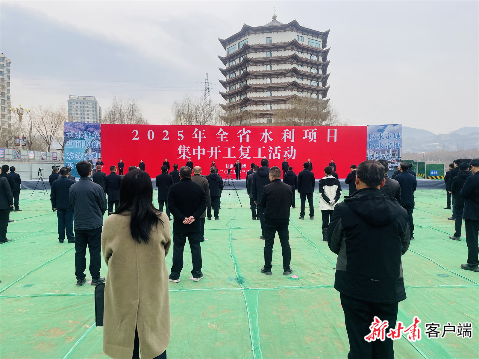 甘肅復(fù)工最新動態(tài)，自然美景探索之旅，重拾內(nèi)心平靜