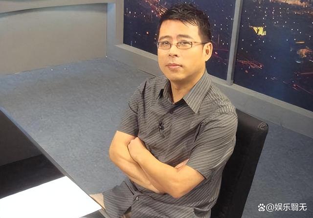 阿丘最新微博，社交媒體時(shí)代的言論自由與責(zé)任探討